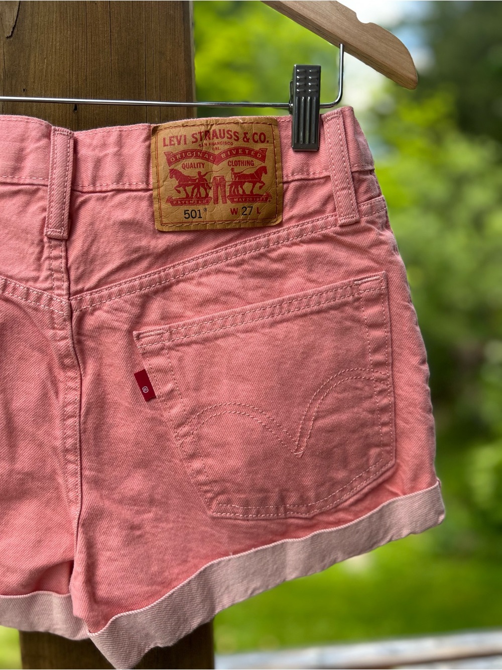 Levi's 501 Pink Rolled-Hem Denim Shorts • Size 27